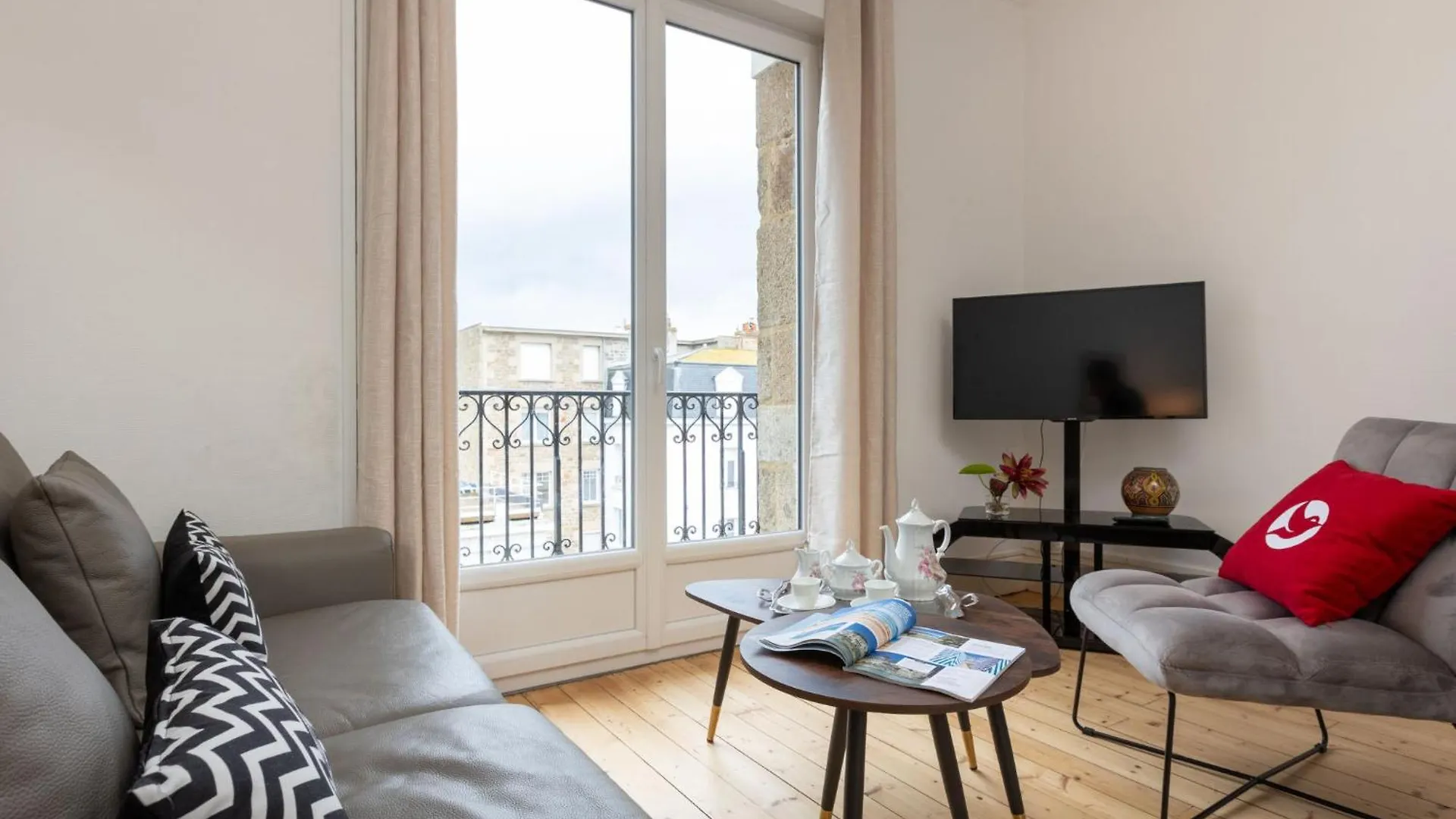 Apartment La Fontaine By Interhome Saint-Malo